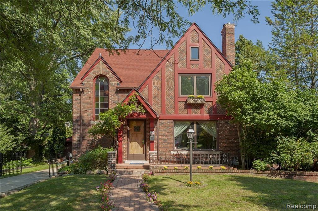 306 Tannahill St - Photo 1