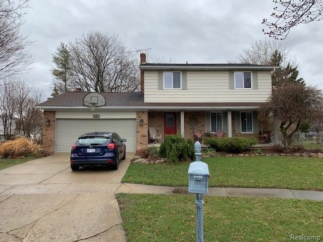 300 Beechwood Crt - Photo 1