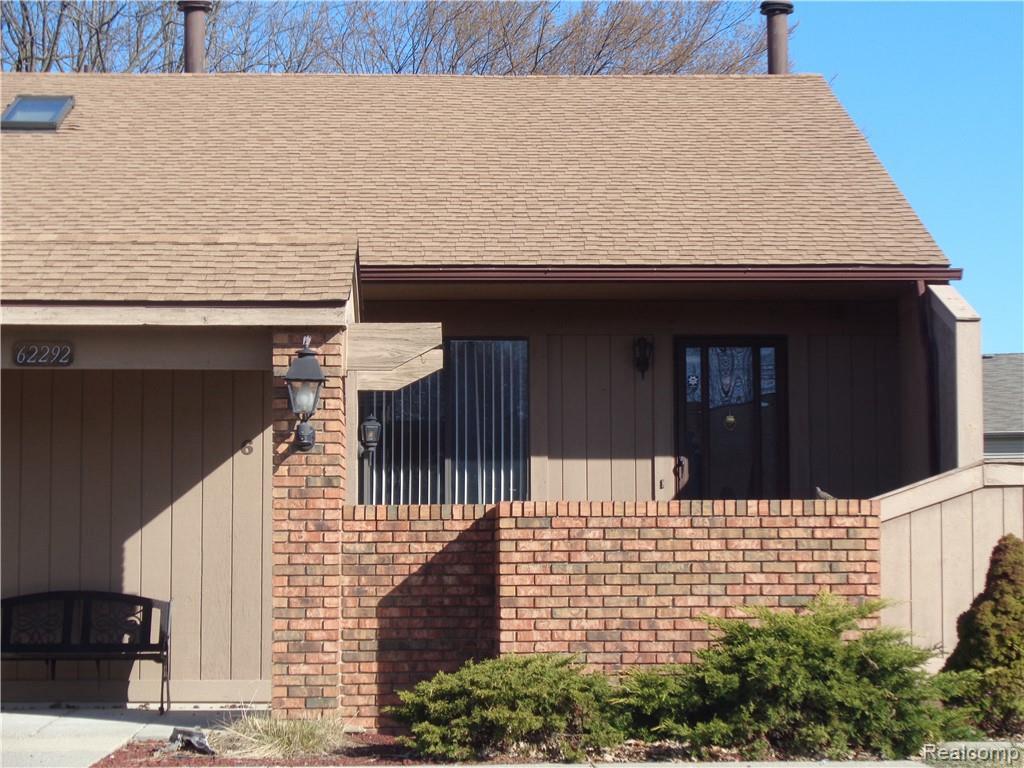 62292 Yorktown - Photo 1