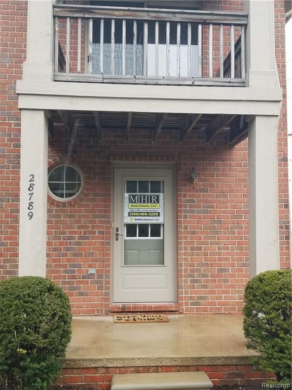 28789 Berwick Crt - Photo 1