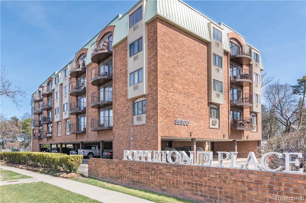 35300 Woodward Ave - Photo 1