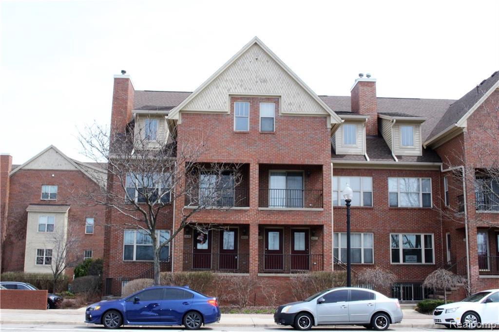 1433 Washington Ave - Photo 1