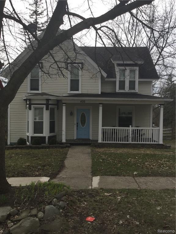 426 Saint Clair St - Photo 1