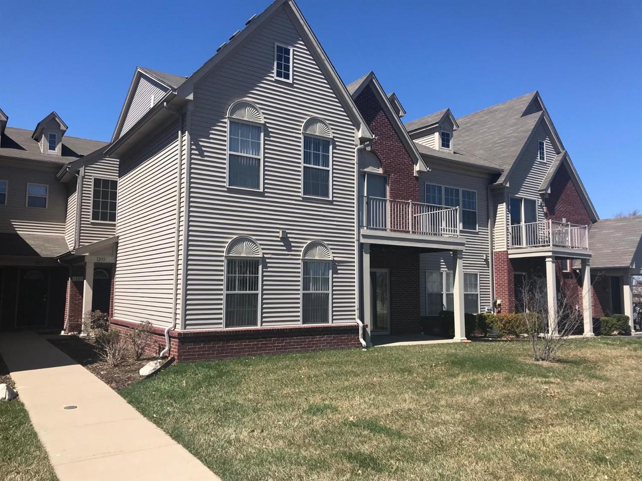 1225 Addington Ln - Photo 1