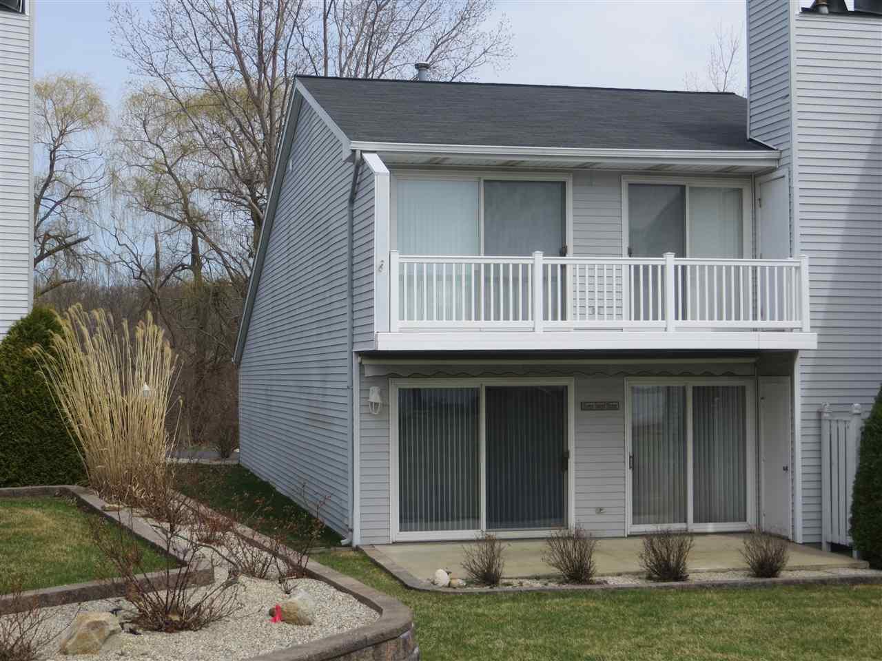 1352 Lake Shore Dr - Photo 1