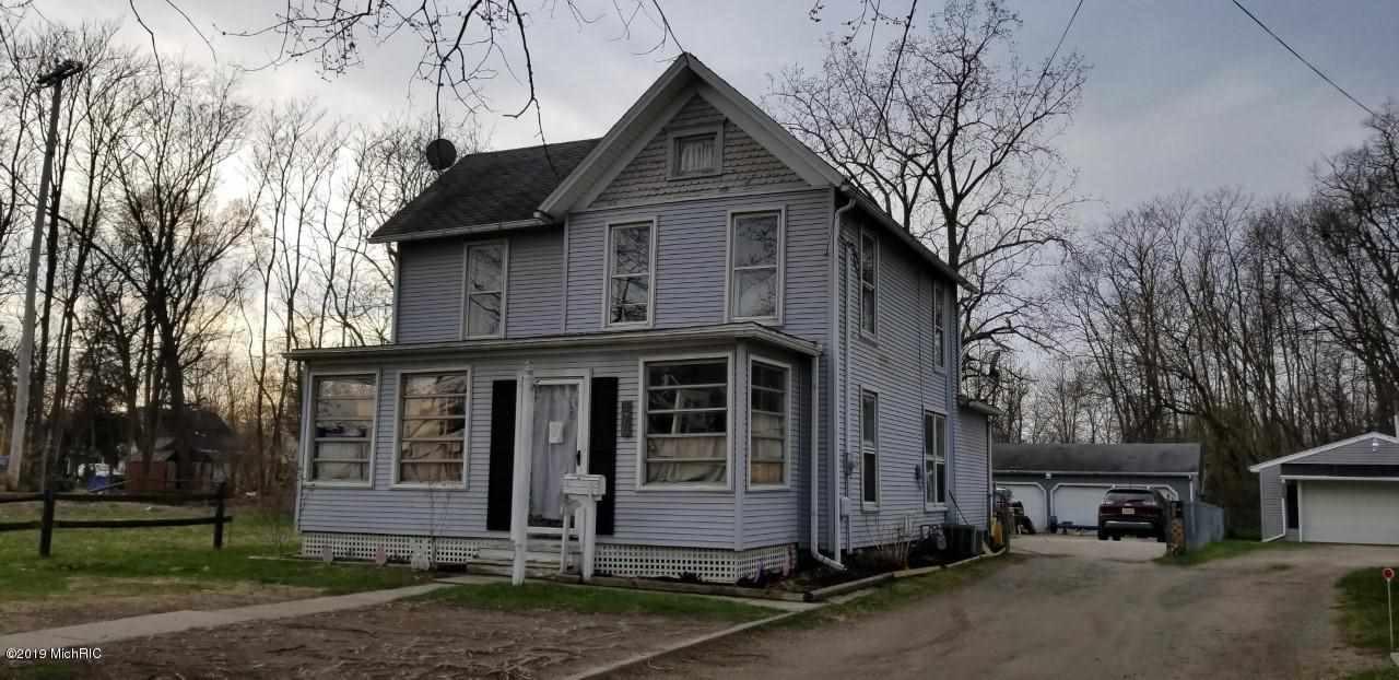 576 Main St - Photo 1