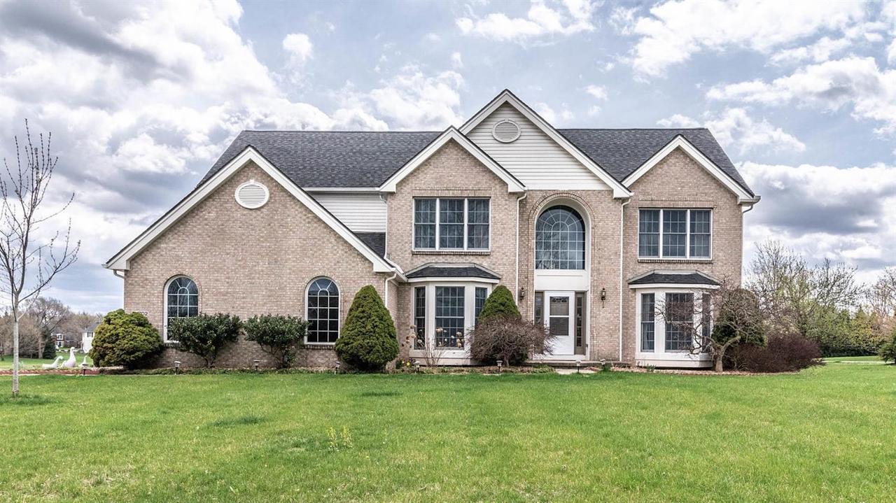 1702 Parkside Ct - Photo 1
