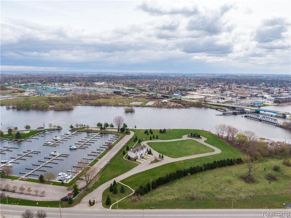 2 Cove Dr - Photo 1
