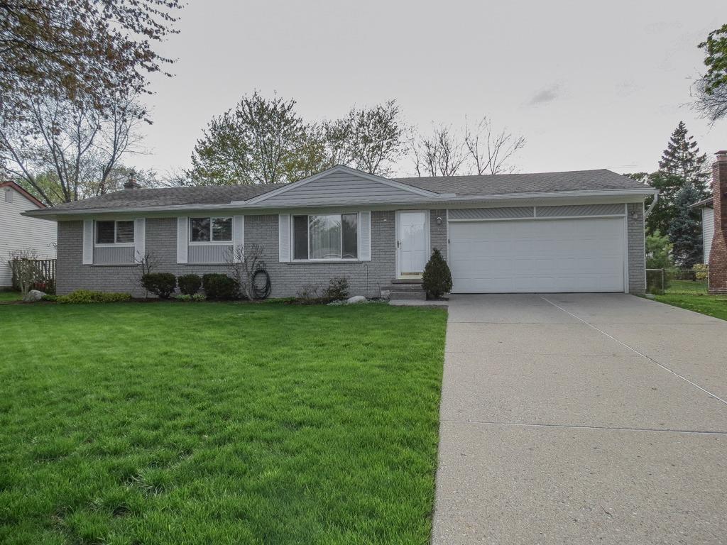 2842 Deake Ave - Photo 1