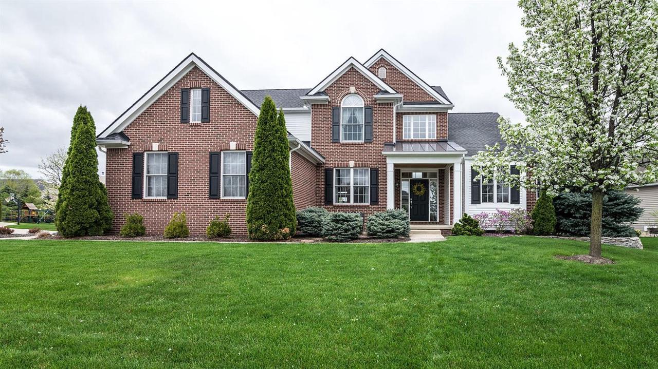 6327 Edgewood Dr - Photo 1