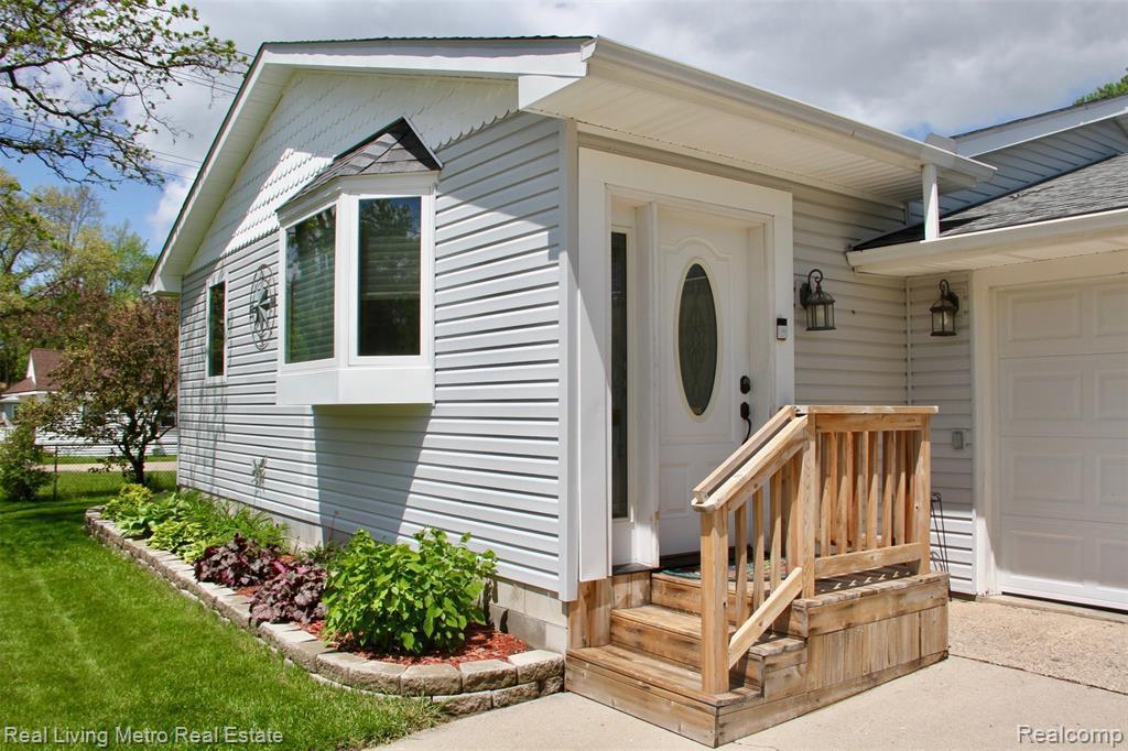 4650 Glenalda Dr - Photo 1