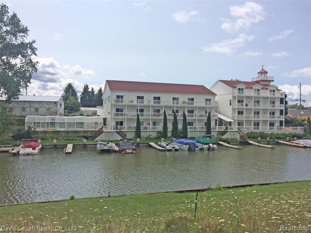 6551 Main St - Photo 1