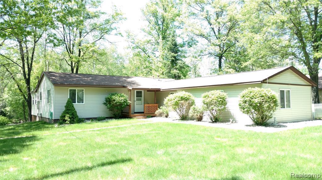 6204 Larch Trl - Photo 1