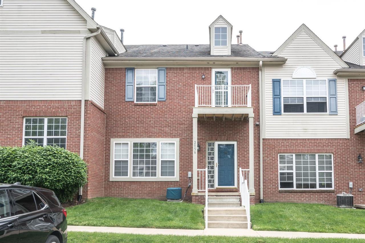 2056 Cloverly Ln - Photo 1