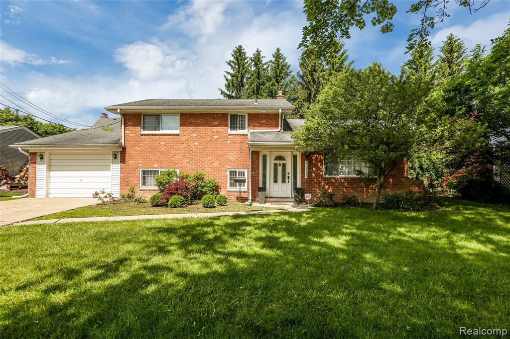 20715 Lee Crt - Photo 1