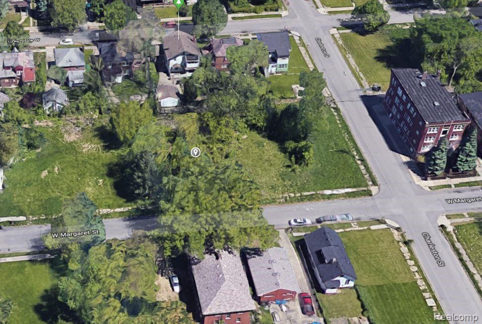 418 Margaret - Photo 1