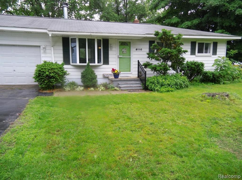 6110 Brockway St - Photo 1