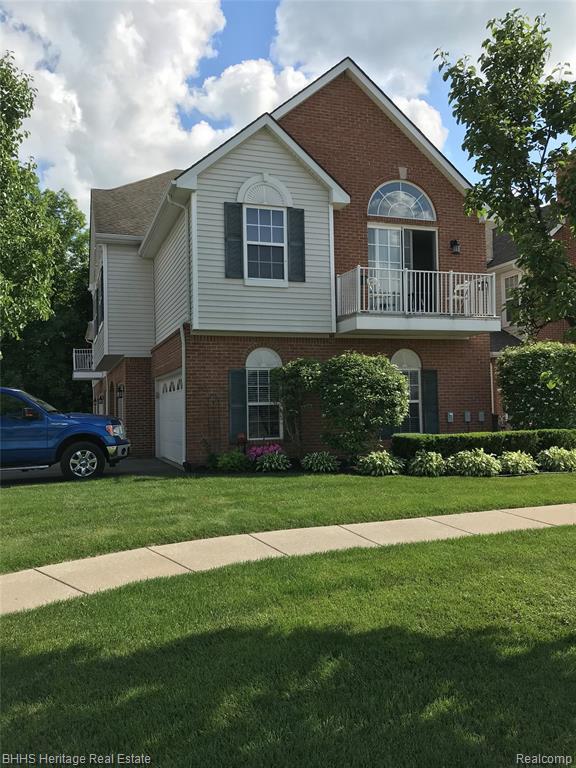 554 Olde English Cir - Photo 1