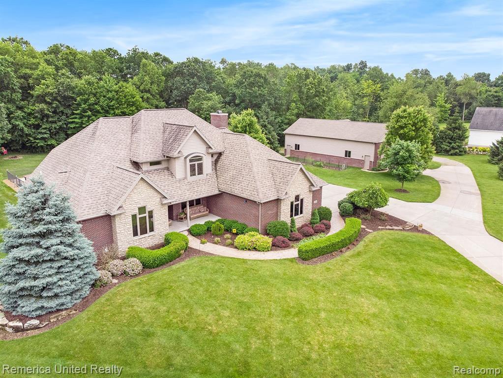 5250 Reds Way - Photo 1