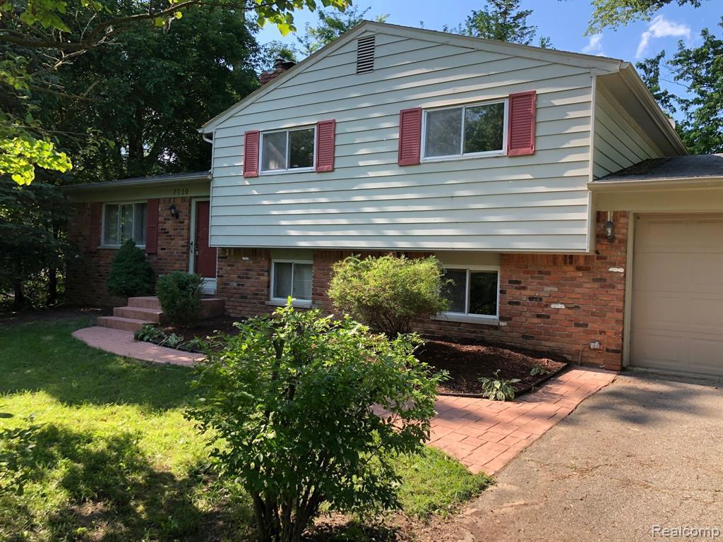 7710 Willow Rd - Photo 1
