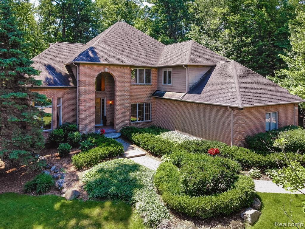 3498 Fox Woods Crt - Photo 1