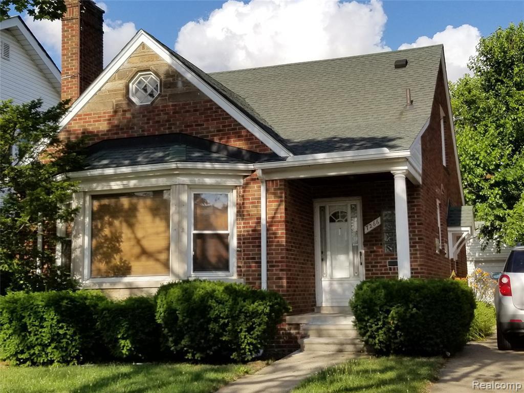 7266 Pinehurst St - Photo 1