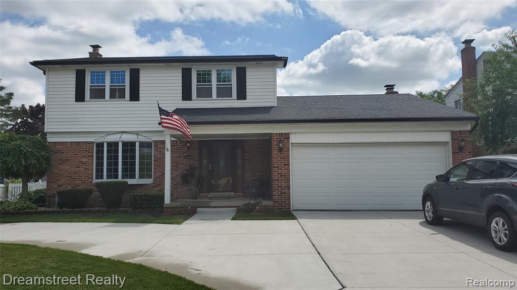 24309 Cambridge St - Photo 1