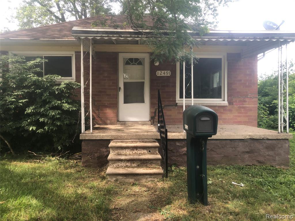 12491 Vernon Ave - Photo 1