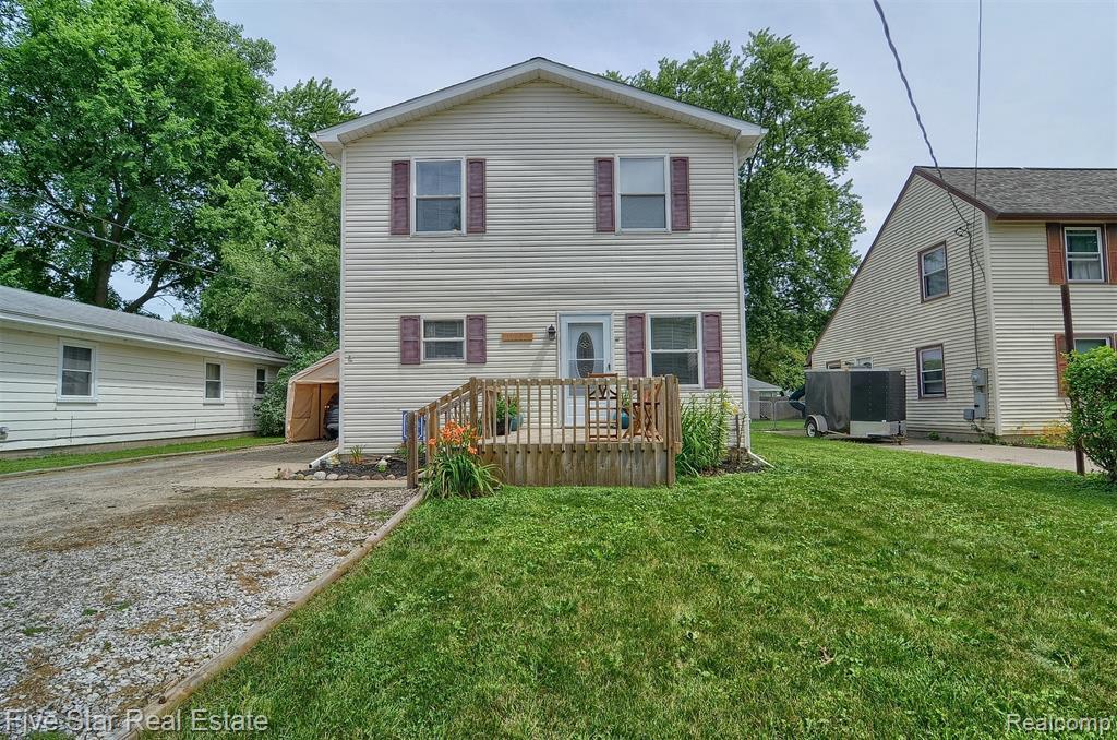 11605 Elmdale Rd - Photo 1
