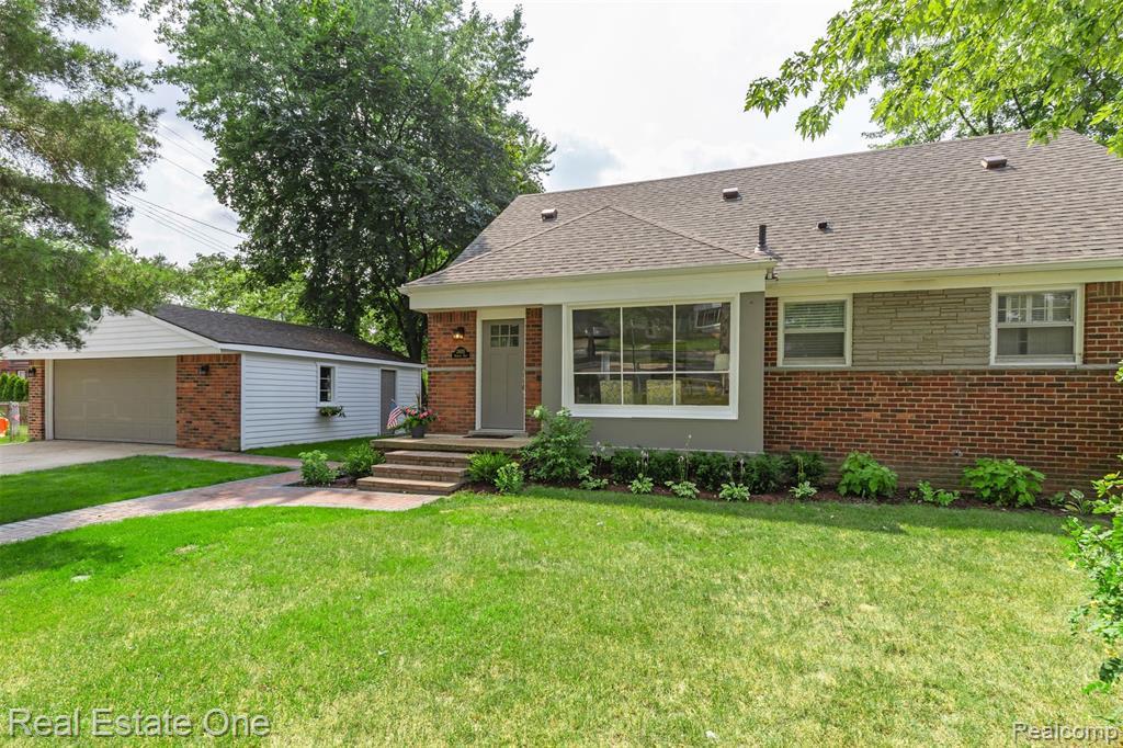 26815 Newport Blvd - Photo 1