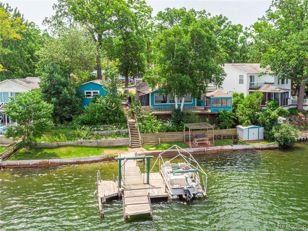 7248 Island Crt - Photo 1