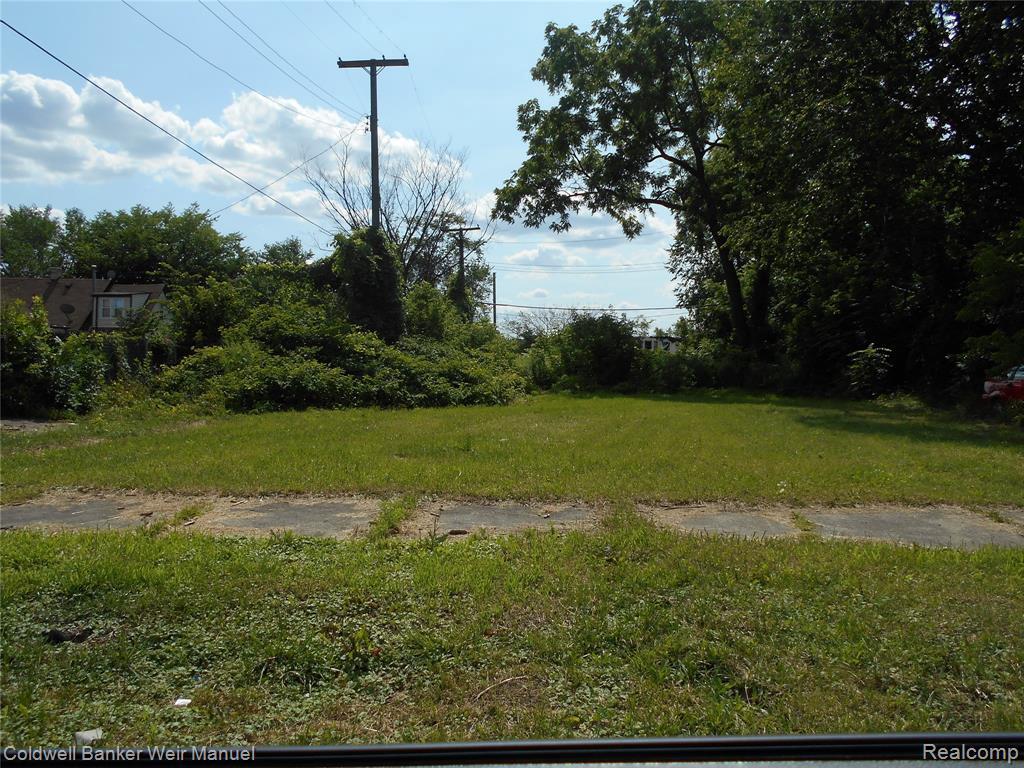 4827 23RD ST - Photo 1