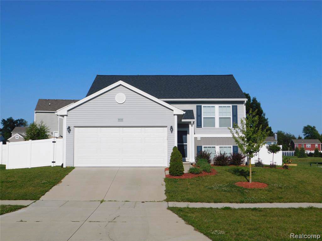 3533 Amber Oaks Dr - Photo 1