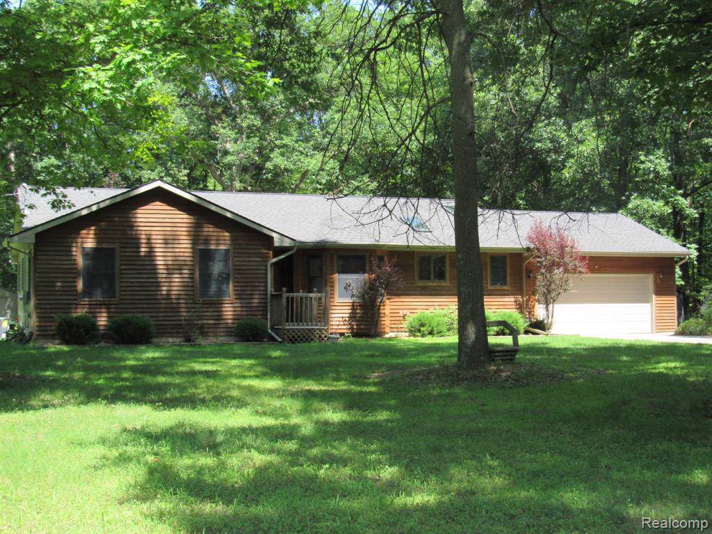 329 Oak Leaf Dr - Photo 1