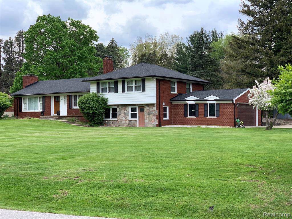 25648 Forestview Dr - Photo 1
