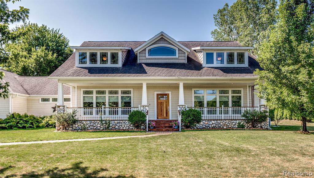 3823 Spartan Dr - Photo 1