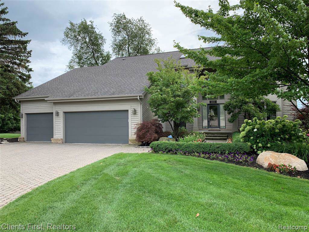 6811 Berry Pointe Dr - Photo 1