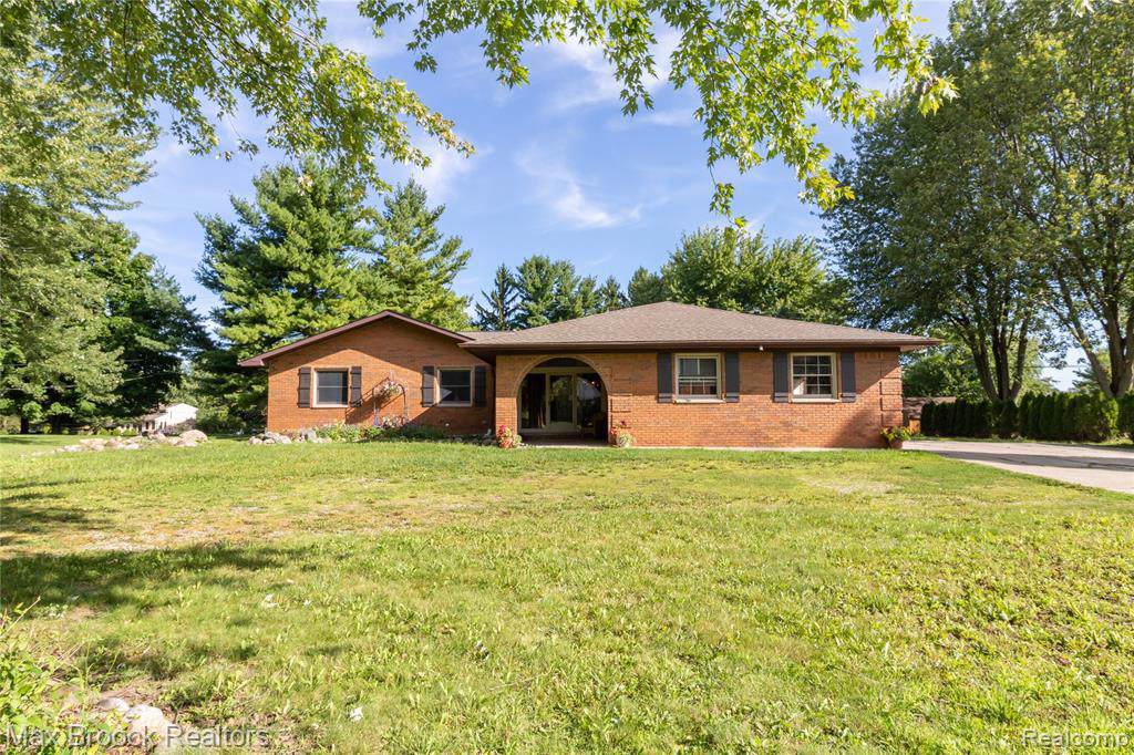11305 Gates St - Photo 1