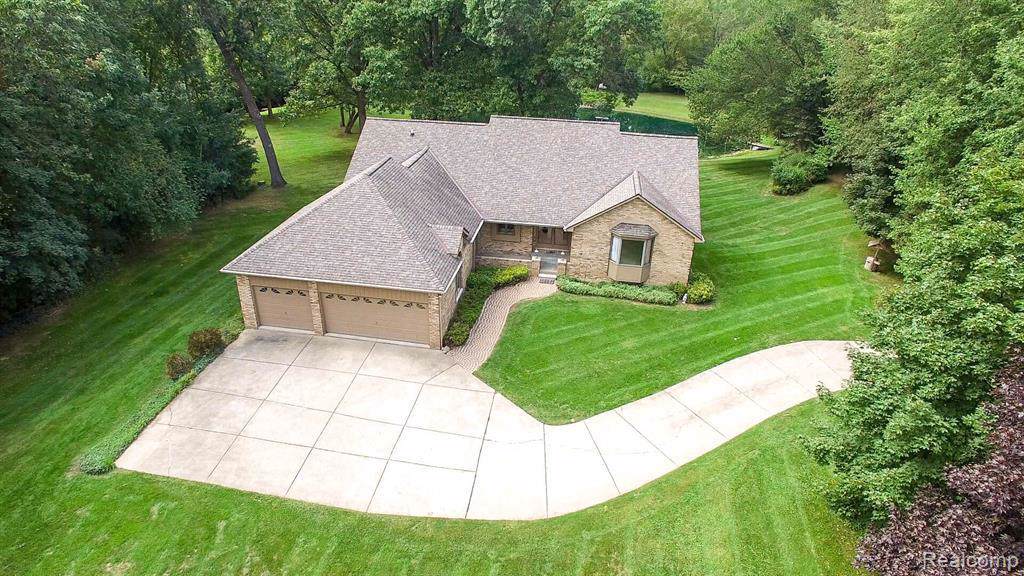 4310 Orion Rd - Photo 1