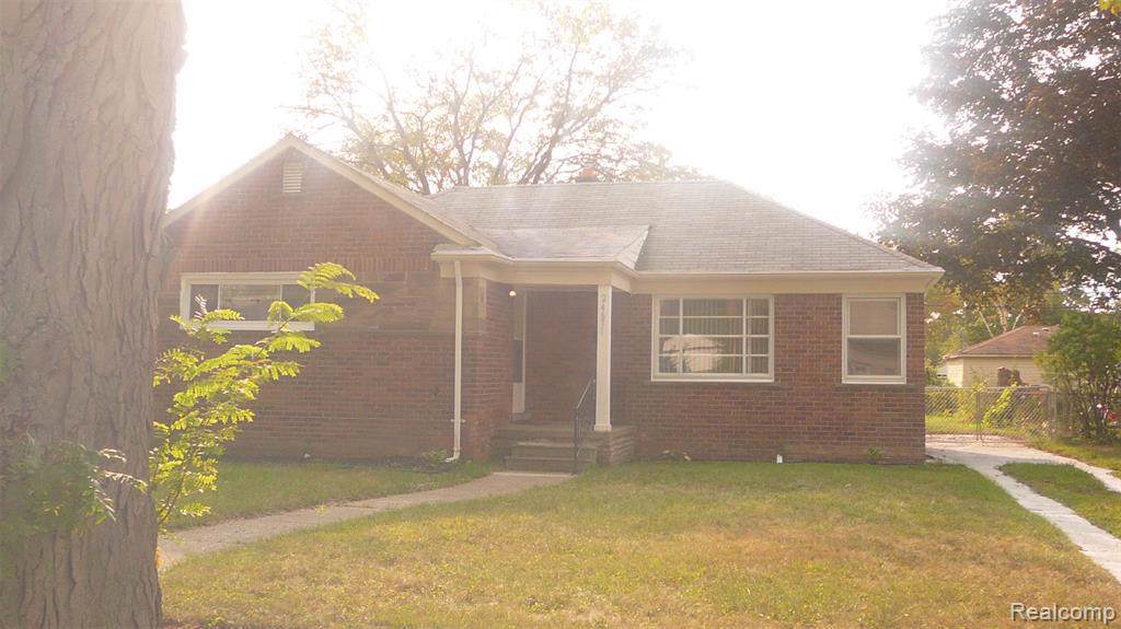 24671 Cloverlawn St - Photo 1