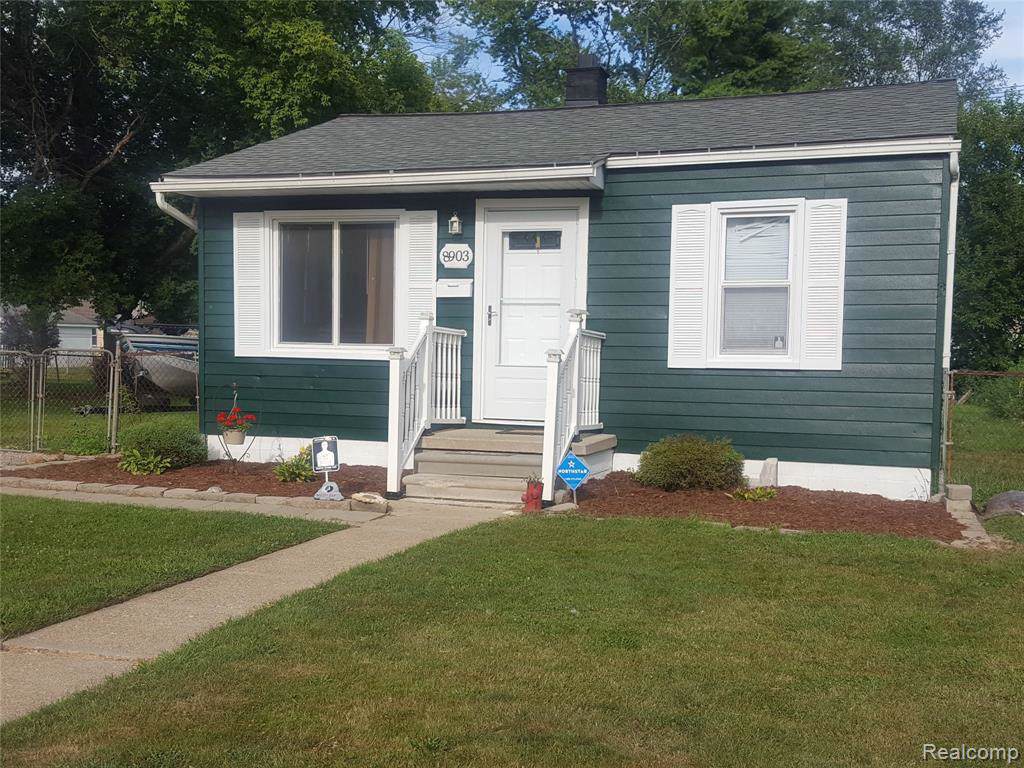 8903 William St - Photo 1