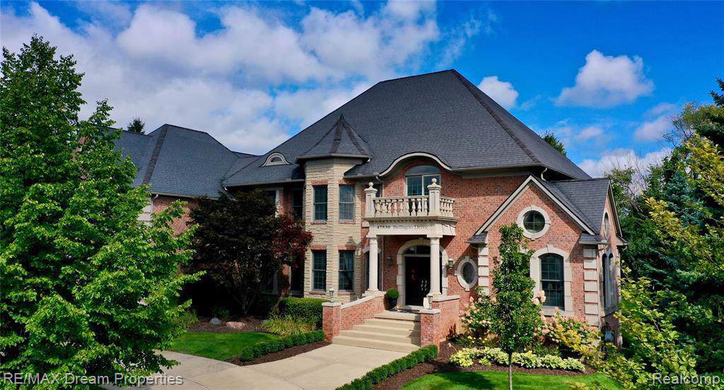 47530 Bellagio Dr - Photo 1