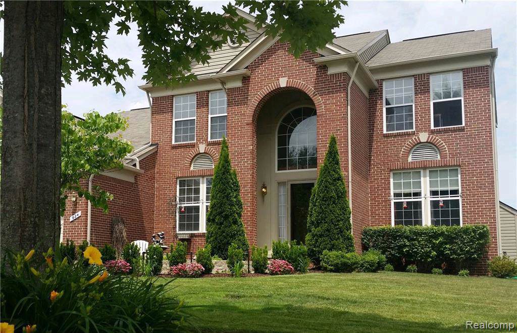 924 River Rock Dr - Photo 1