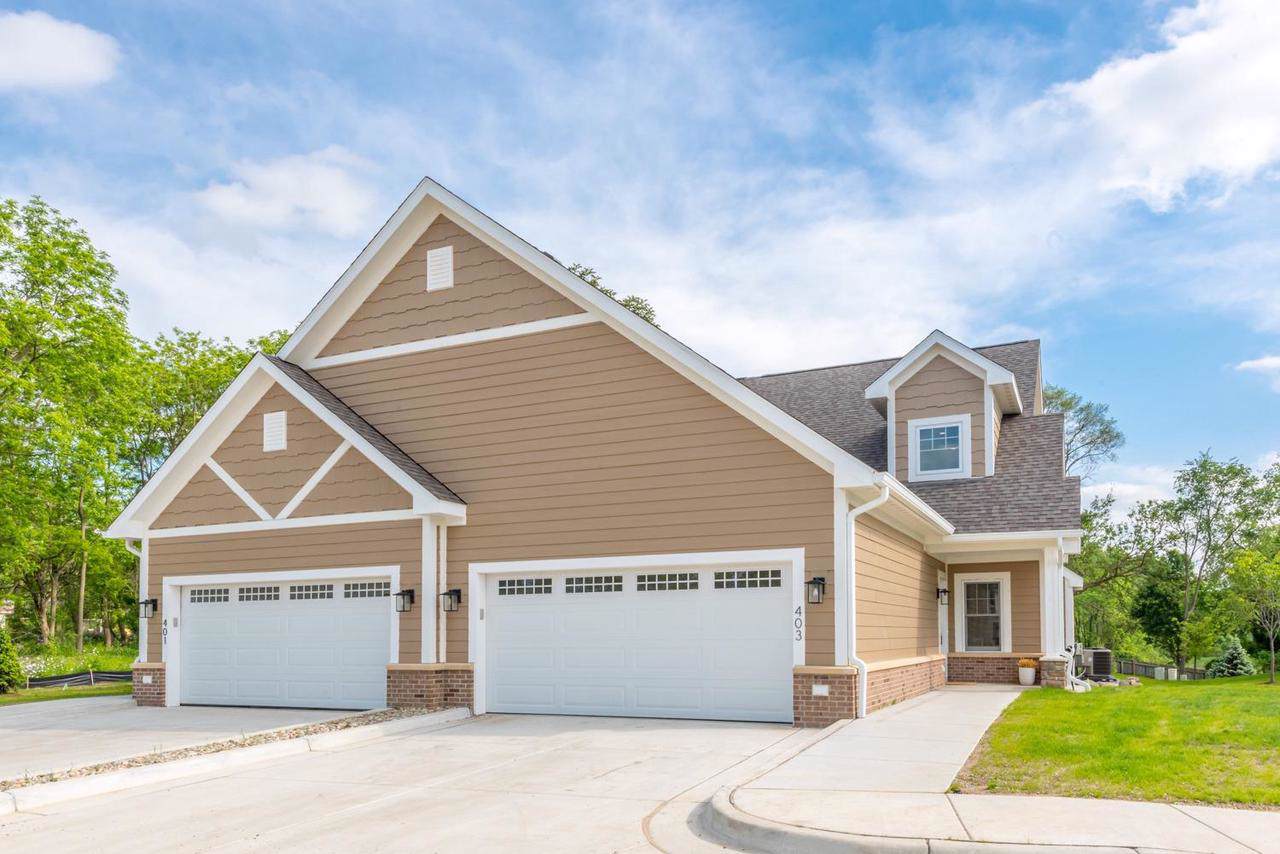 403 Baker Crossing - Photo 1