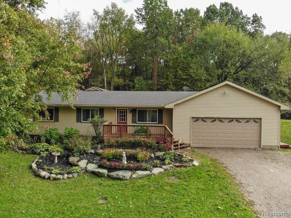4187 Allen - Photo 1