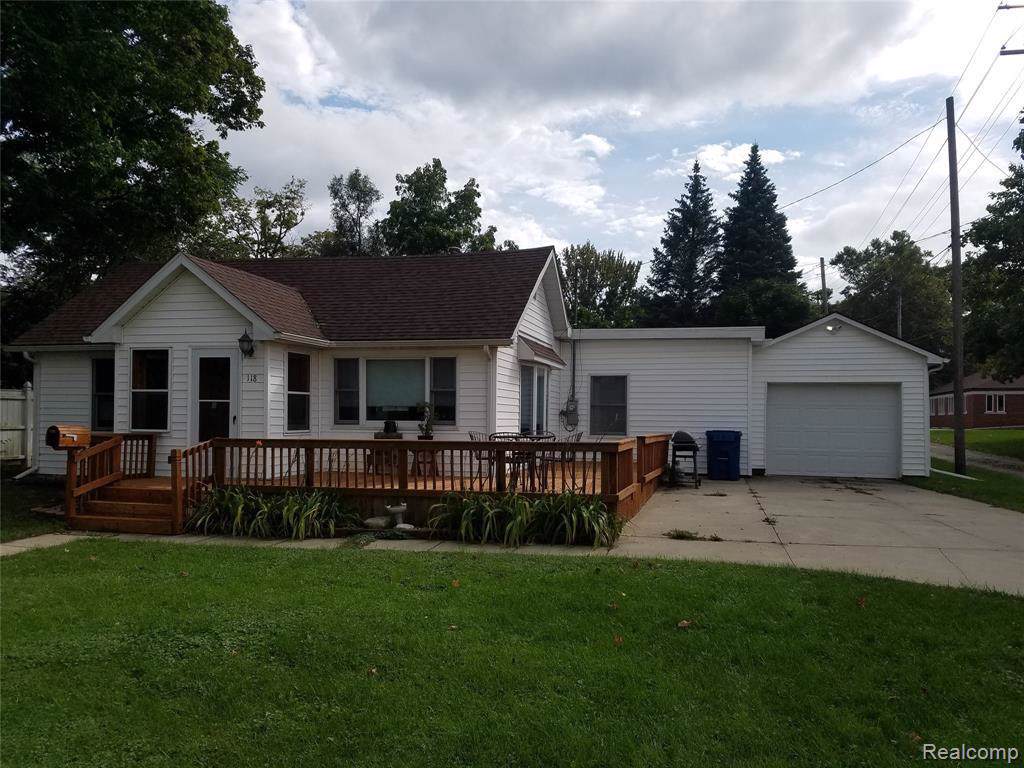 118 State St - Photo 1