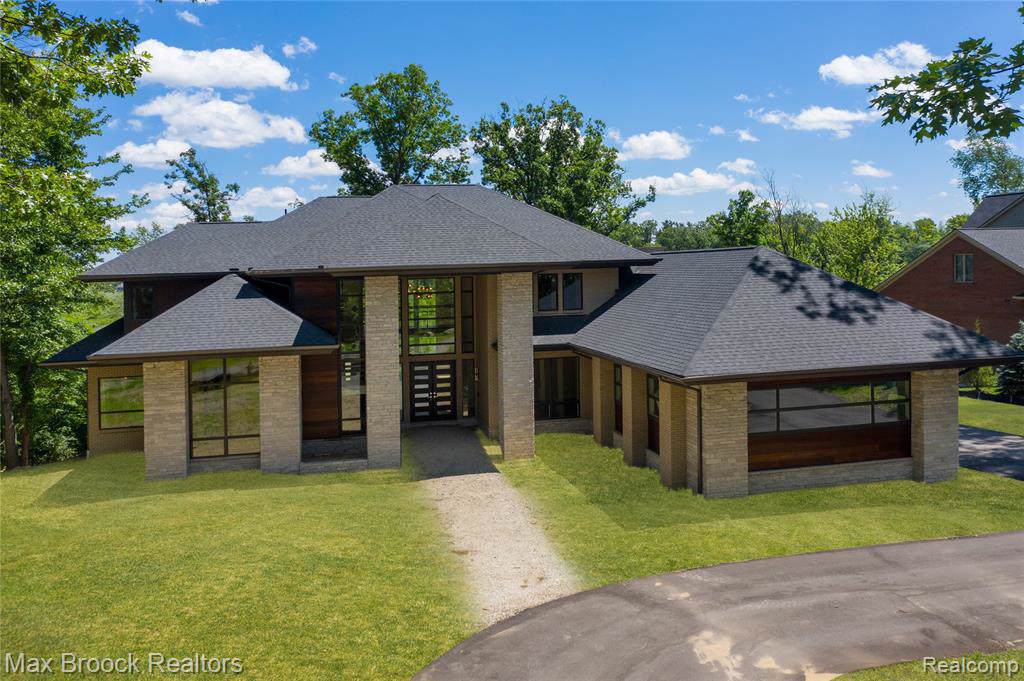 1902 Heron Ridge Dr - Photo 1