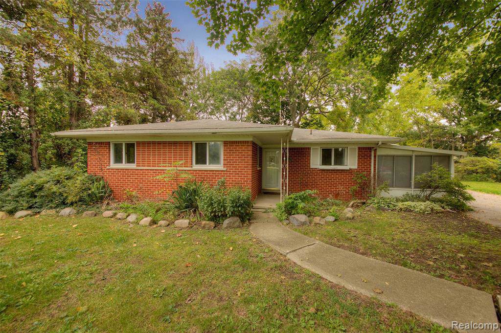 46910 Cherry Hill Rd - Photo 1