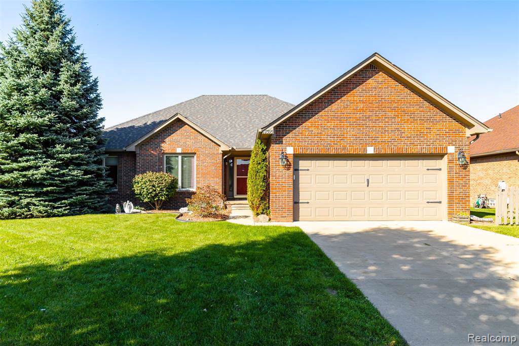 17395 Whispering Pines Dr - Photo 1