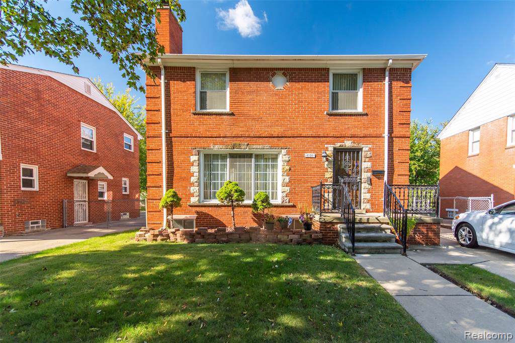 6535 Manor St - Photo 1